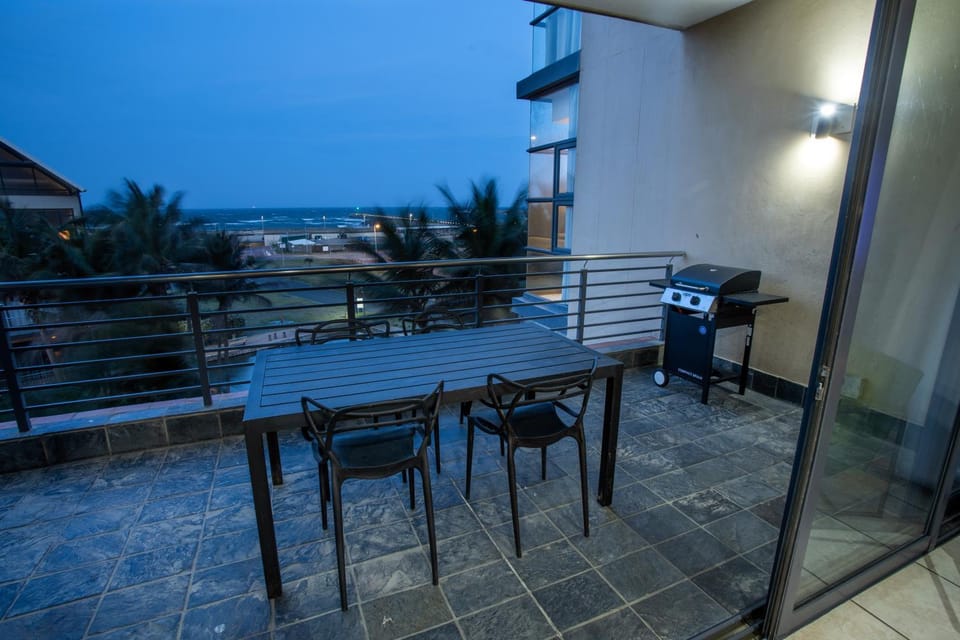 Stay at The Point Abstract Awe Apartment in Durban