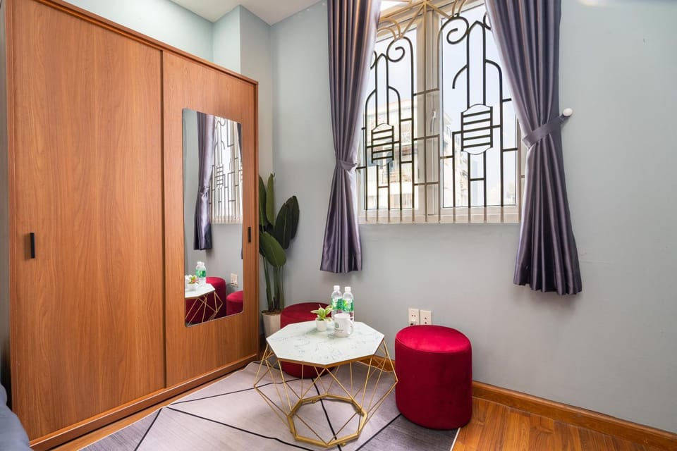 View (from property/room), Seating area, wardrobe