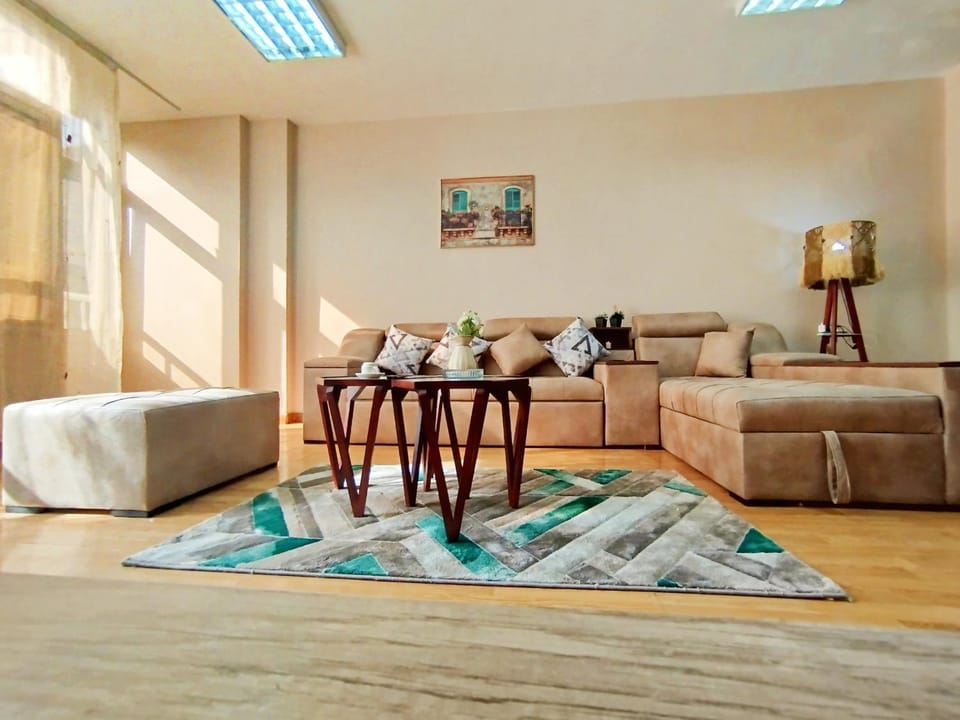 Garden city Spacious 4 Bedroom apartment - Downtown Cairo Apartment in Cairo
