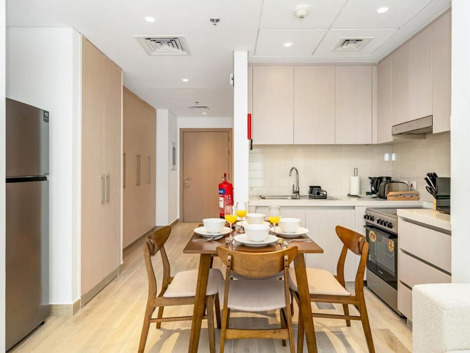 Elite Nest - Chic Studio, 1 min to Ferrari World & SeaWorld Apartment in Abu Dhabi
