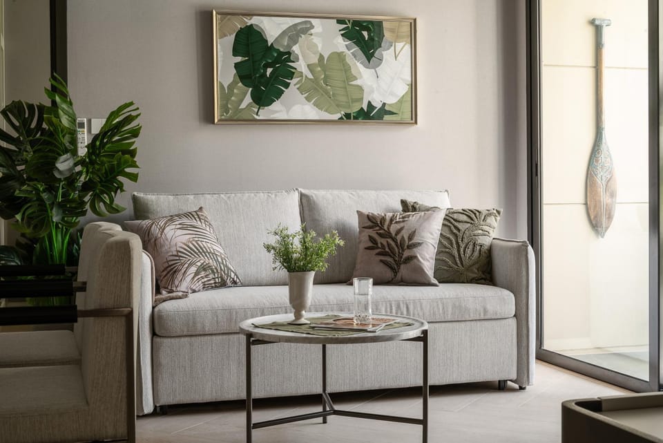 Living room, Seating area