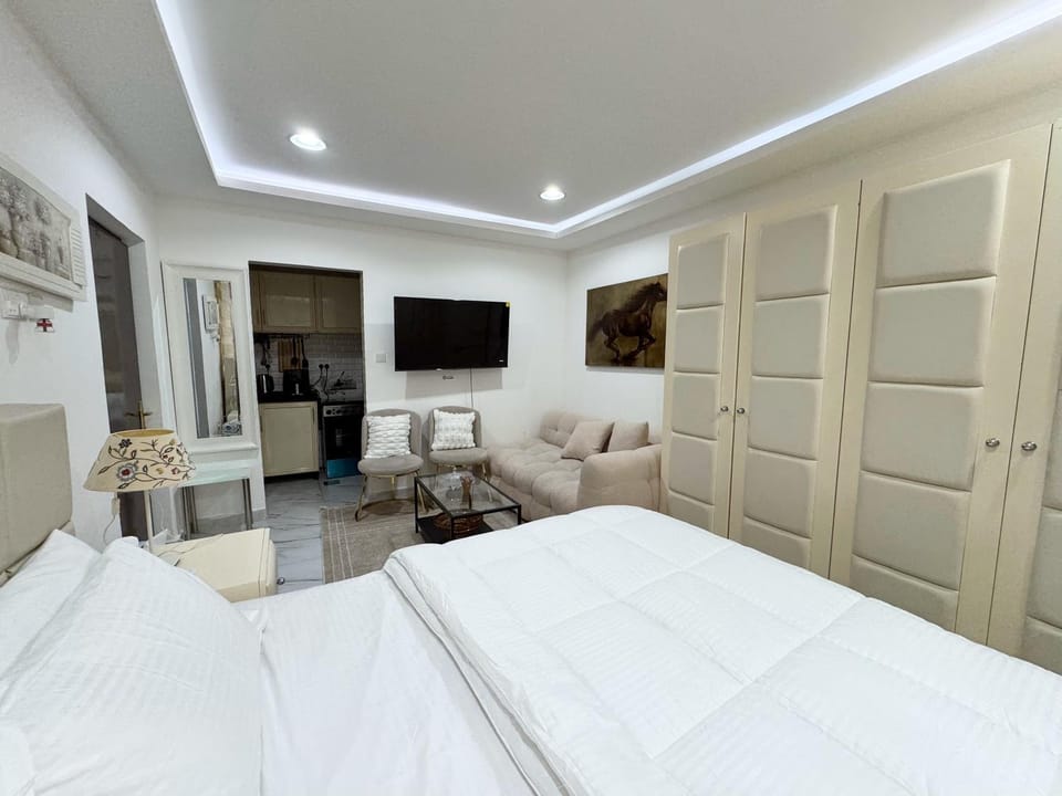 Velmora Cozy Private Room 11 Apartment in Abu Dhabi