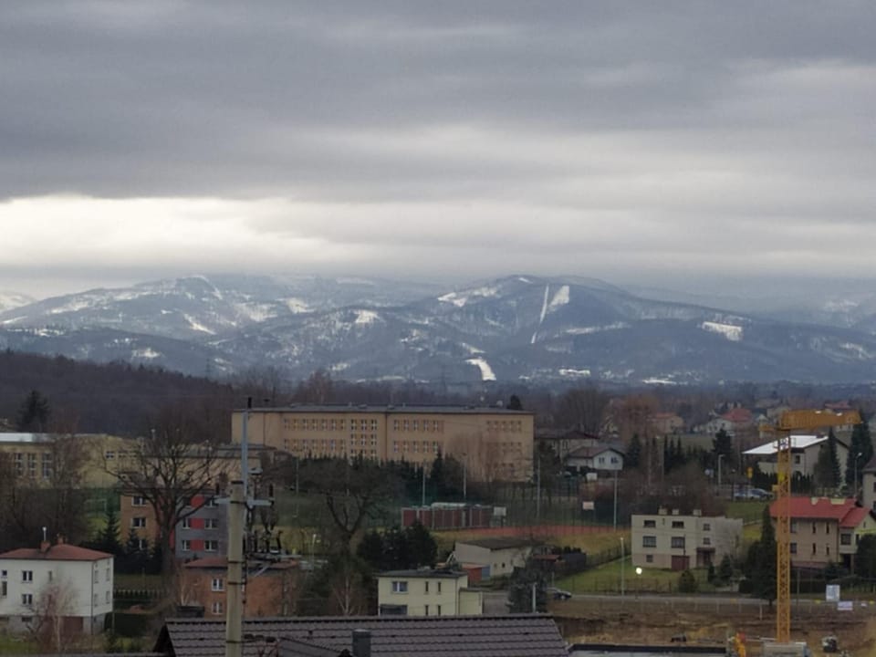 Nearby landmark, Natural landscape, Winter, Mountain view