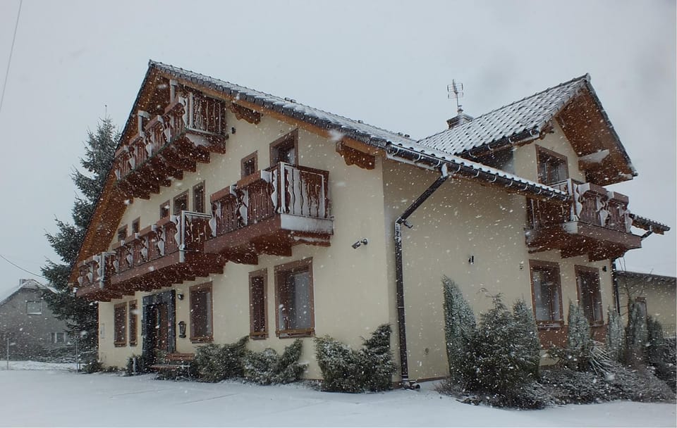 Property building, Day, Winter