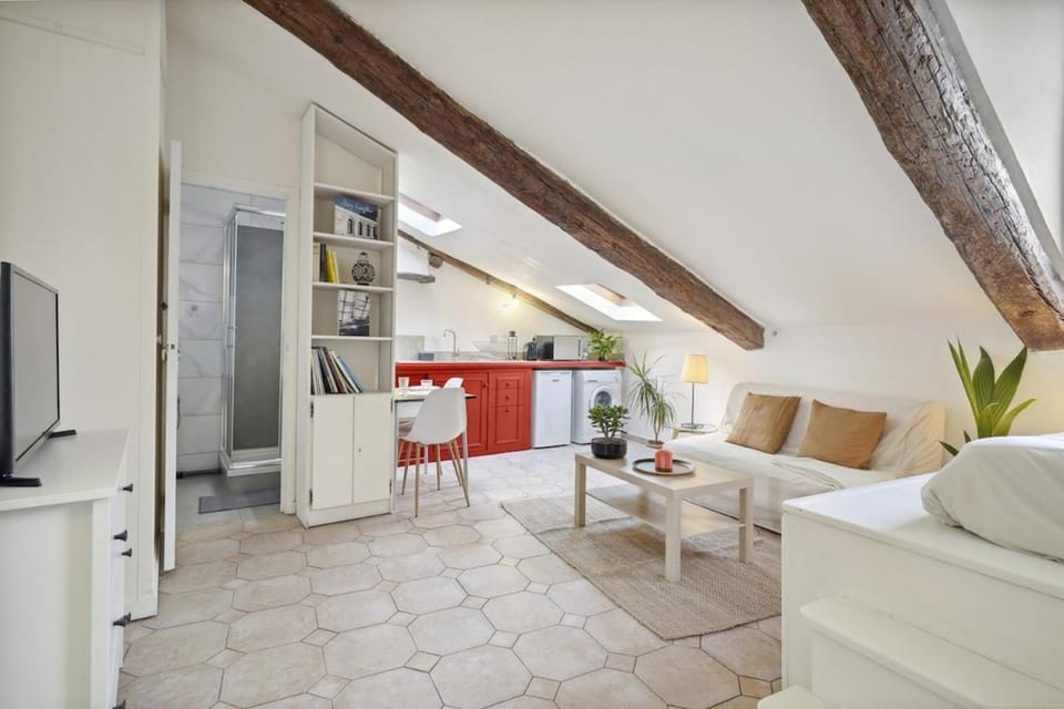 Studio Place Masséna Vieux Nice - situation idéale Apartment in Nice