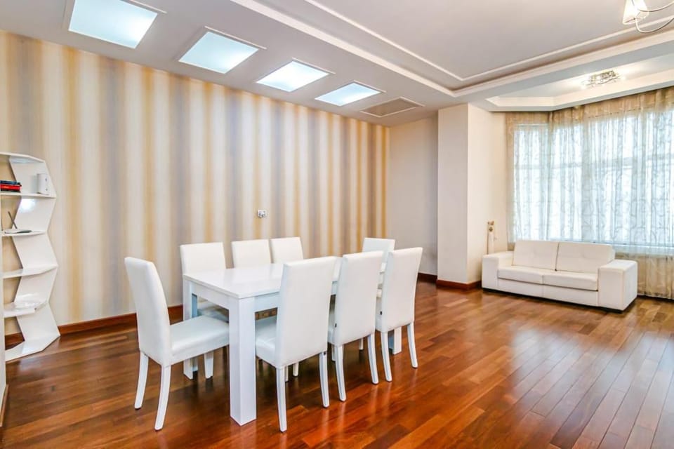 VIP Apartment HILTTON Apartment in Baku