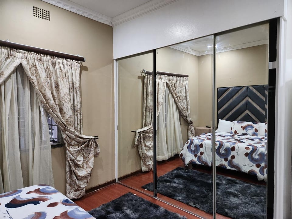 Arcon 12 Bed and Breakfast in Johannesburg
