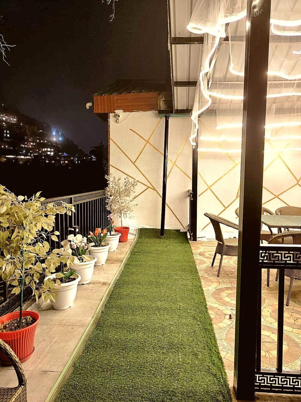 Night, Balcony/Terrace