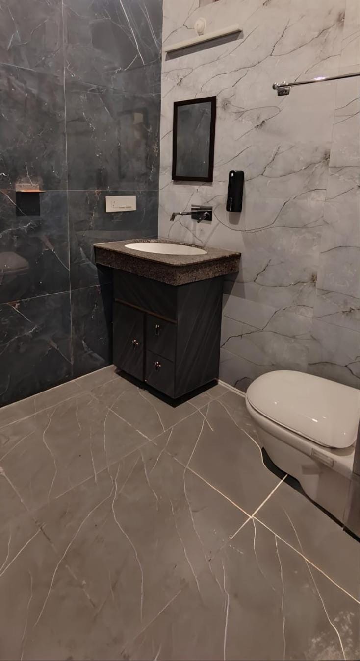 Toilet, Bathroom