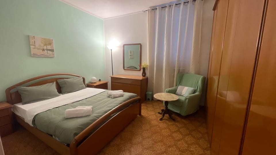 Bed, Bedroom, wardrobe