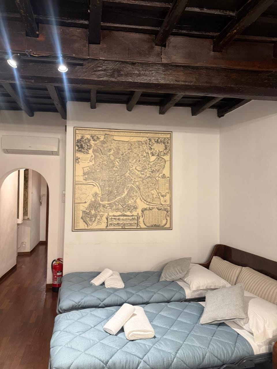 Navona Apartment - Sister's Place Apartment in Rome