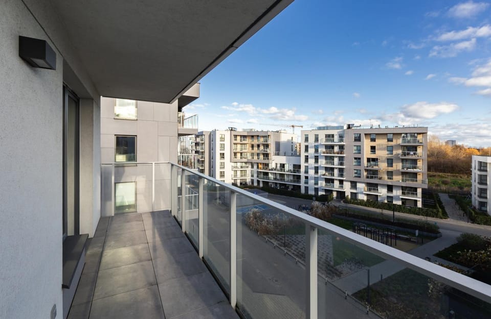 Property building, View (from property/room), Balcony/Terrace