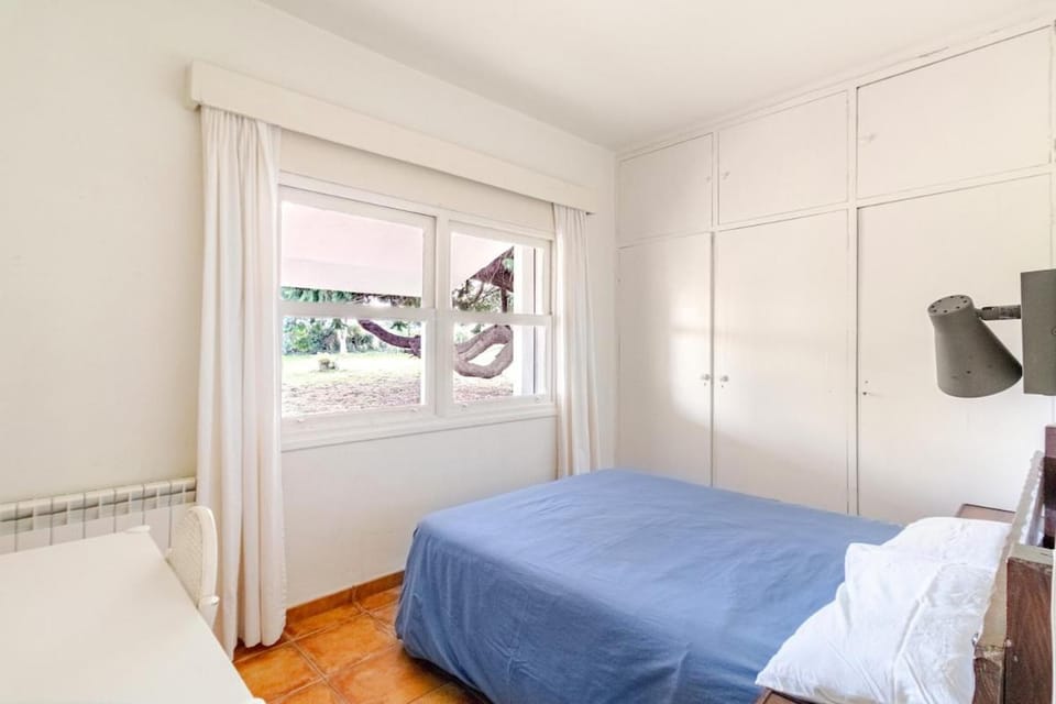 Casa con Jardín Enorme y Vistas Espectaculares Cerca de Pechon House in Western coast of Cantabria