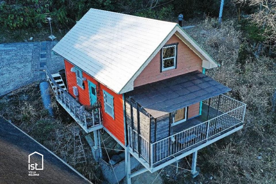 Property building, Balcony/Terrace