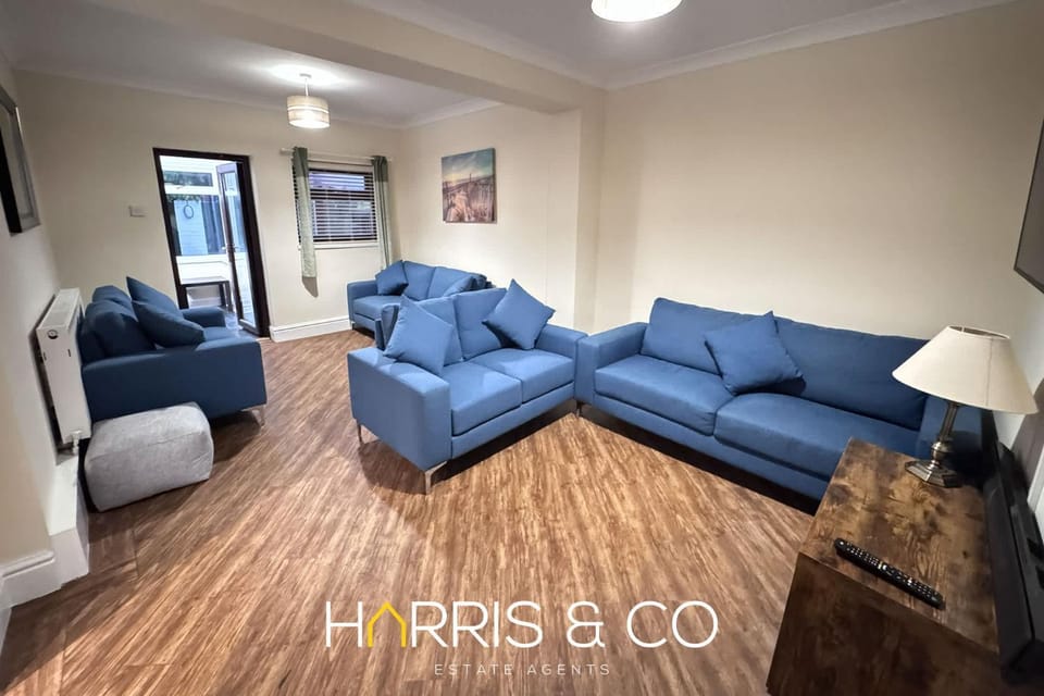 Sandringham & Spa Villa House in Blackpool