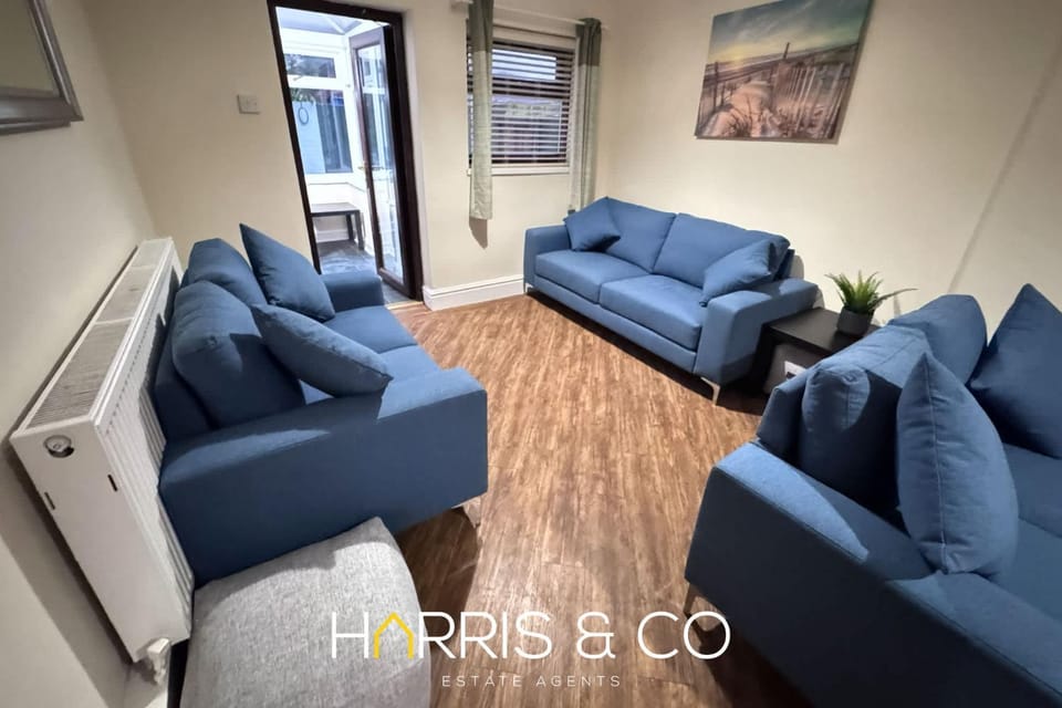 Sandringham & Spa Villa House in Blackpool