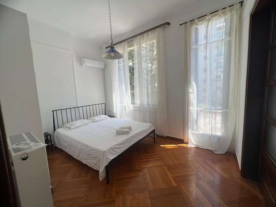 Athens is the New Berlin - Be an Athenian Apartment in Athens