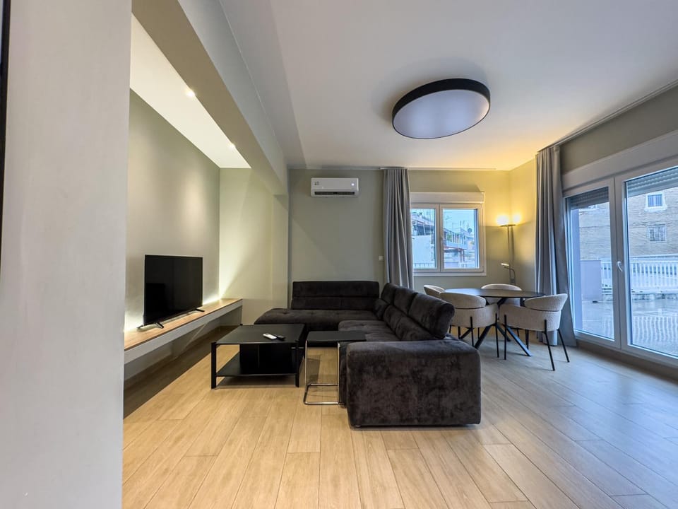 The Urban Penthouse By ProLiving Hospitality Apartment in Thessaloniki