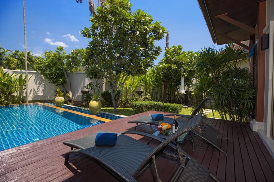 Garden, Balcony/Terrace, Pool view, Swimming pool, sunbed