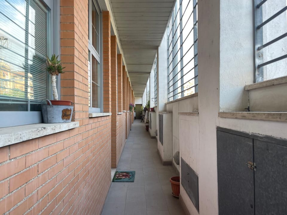 Inner courtyard view