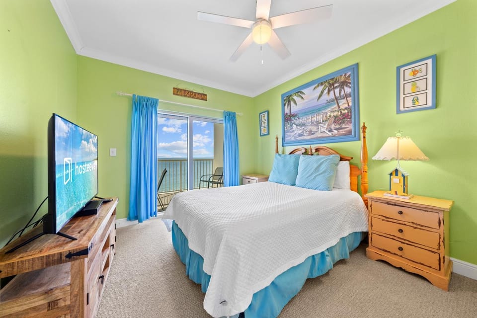 Crystal Tower 1802 Apartment in West Beach