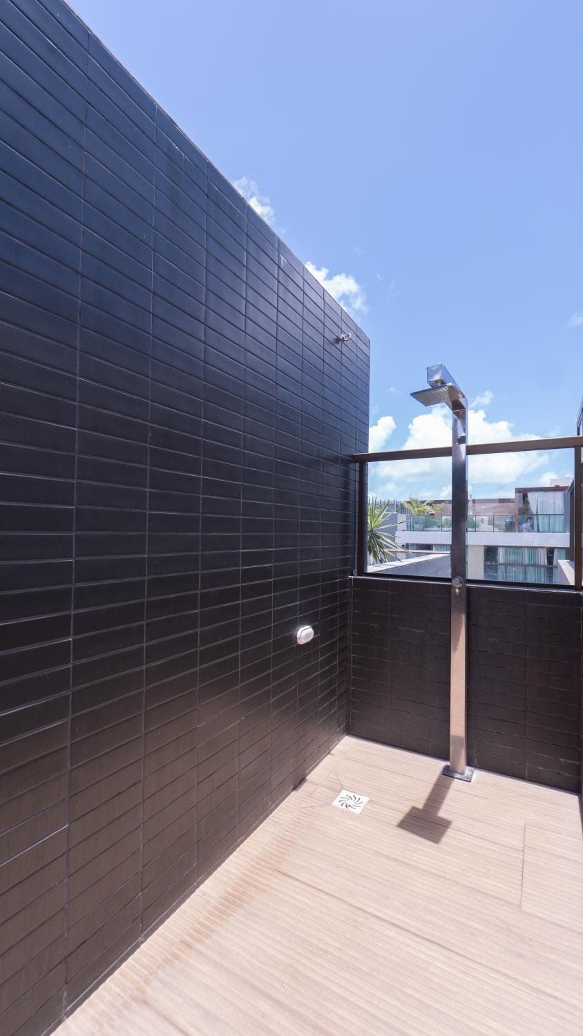 Shower, Swimming pool