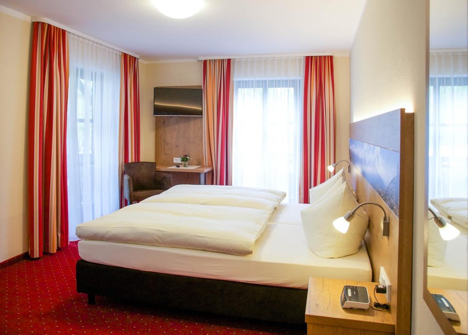 Pension Haslberger Bed and Breakfast in Berchtesgadener Land