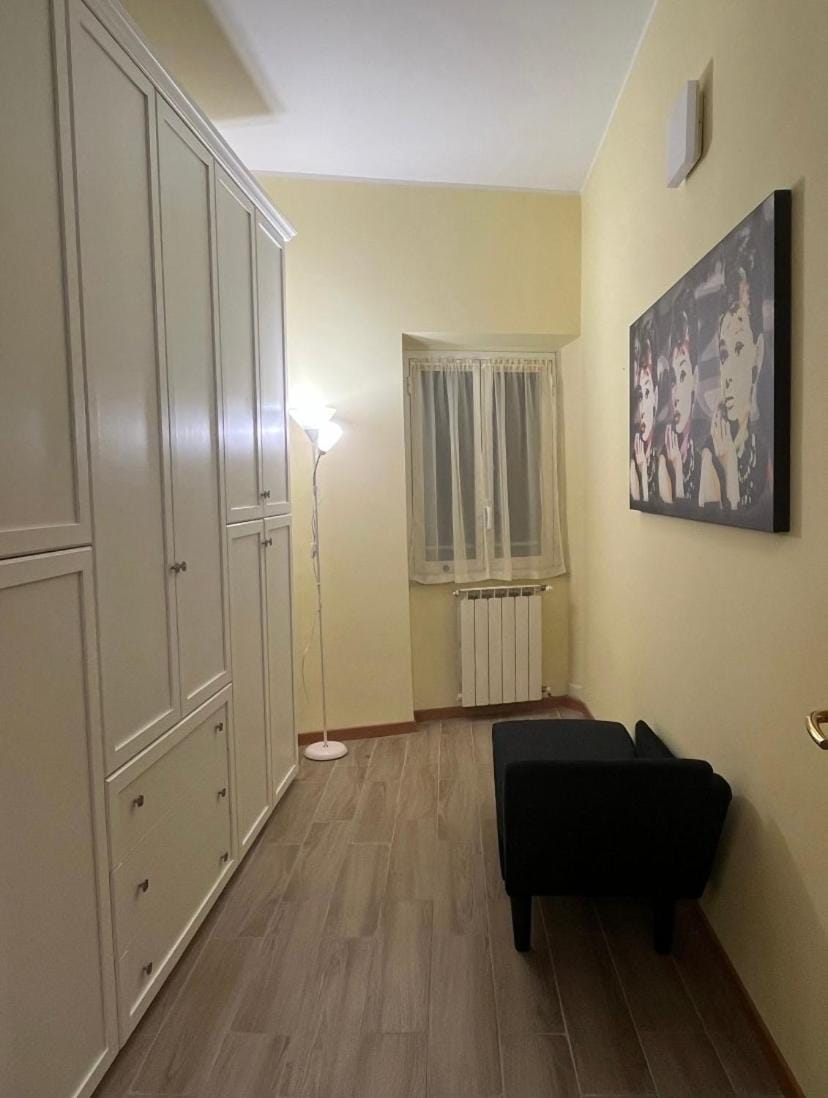 Relais Pallaro 12 House in Rome