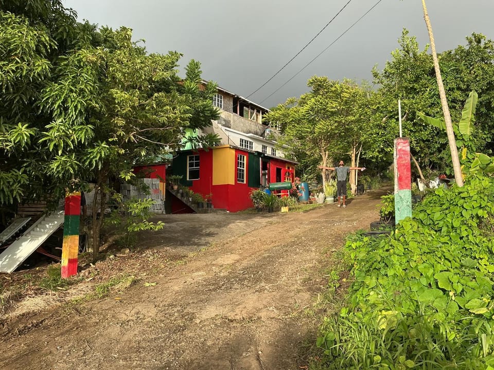 Chill on the Hill Bed and Breakfast in Dominica