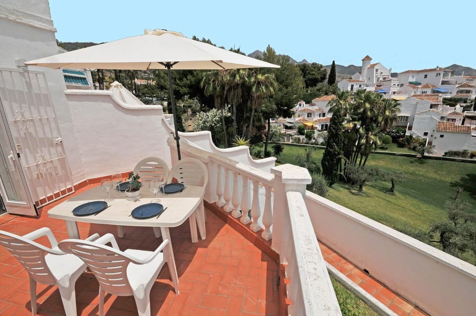 Rabat 24, Oasis de Capistrano Nerja Apartment in Nerja