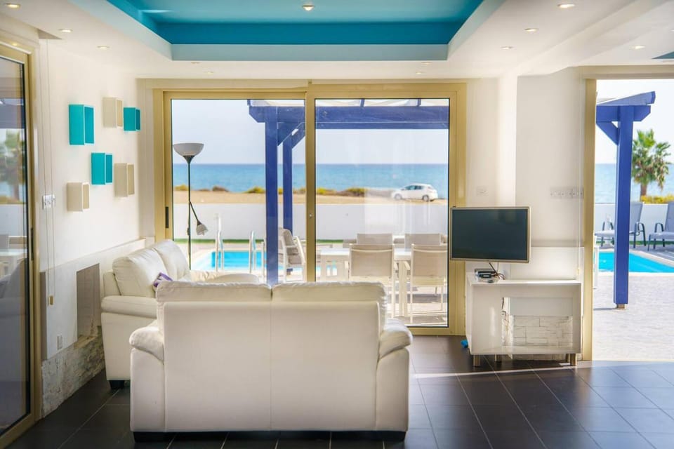 Villa Waves House in Larnaca District