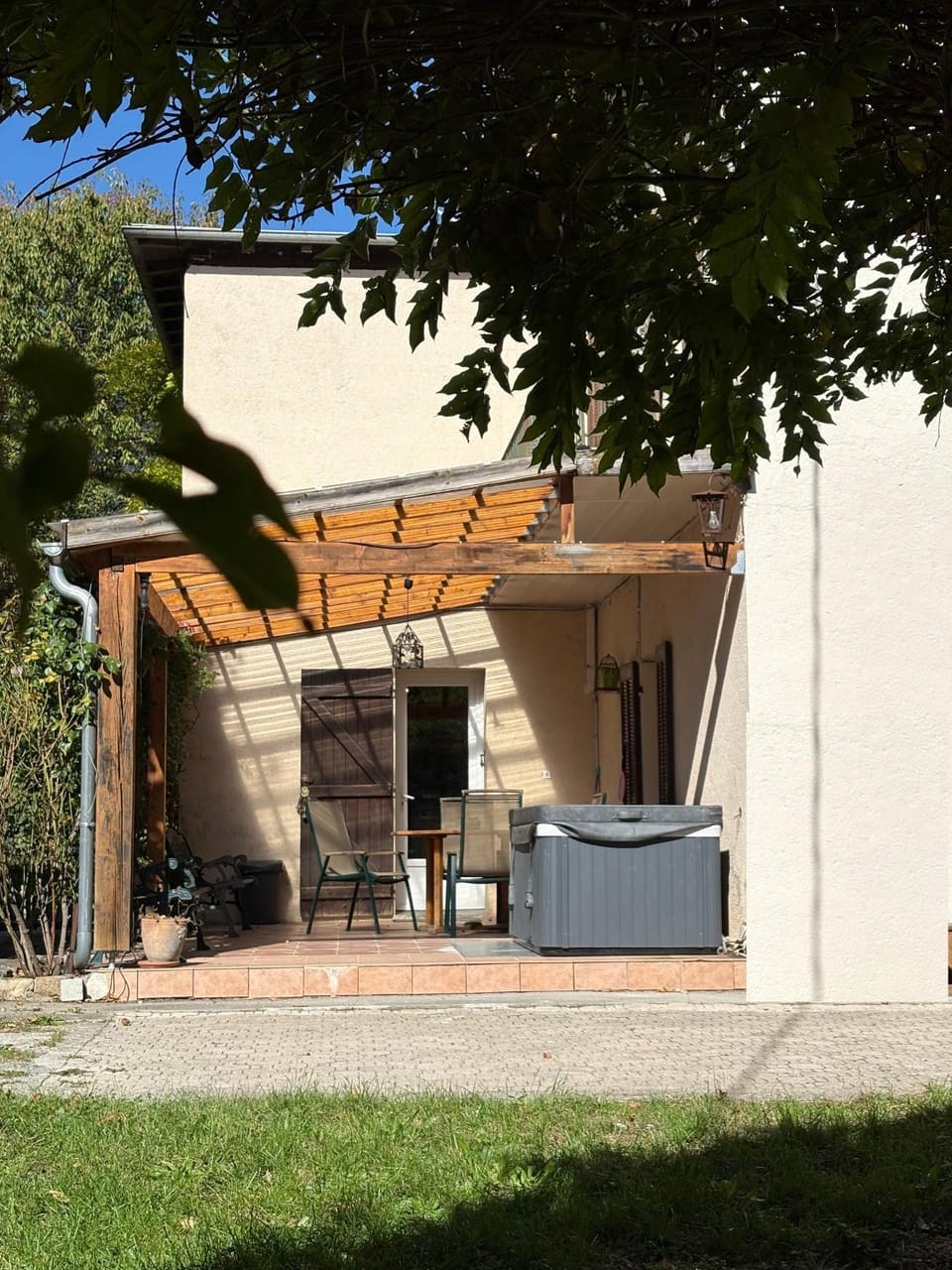 Patio, Hot Tub