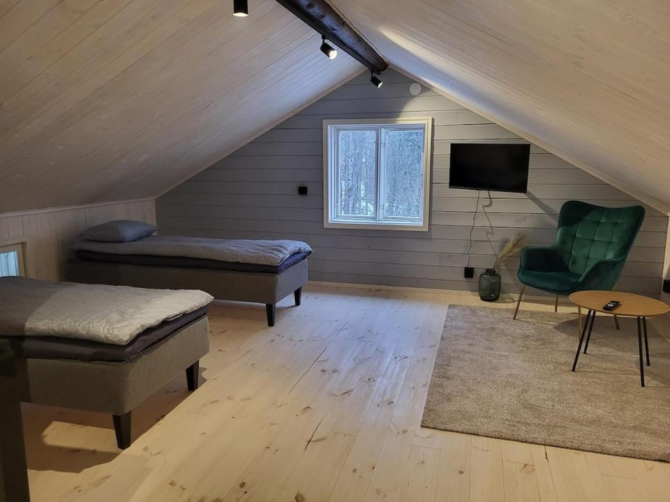 Villa Hattara - a cottage on the shore of a rapid Villa in Uusimaa