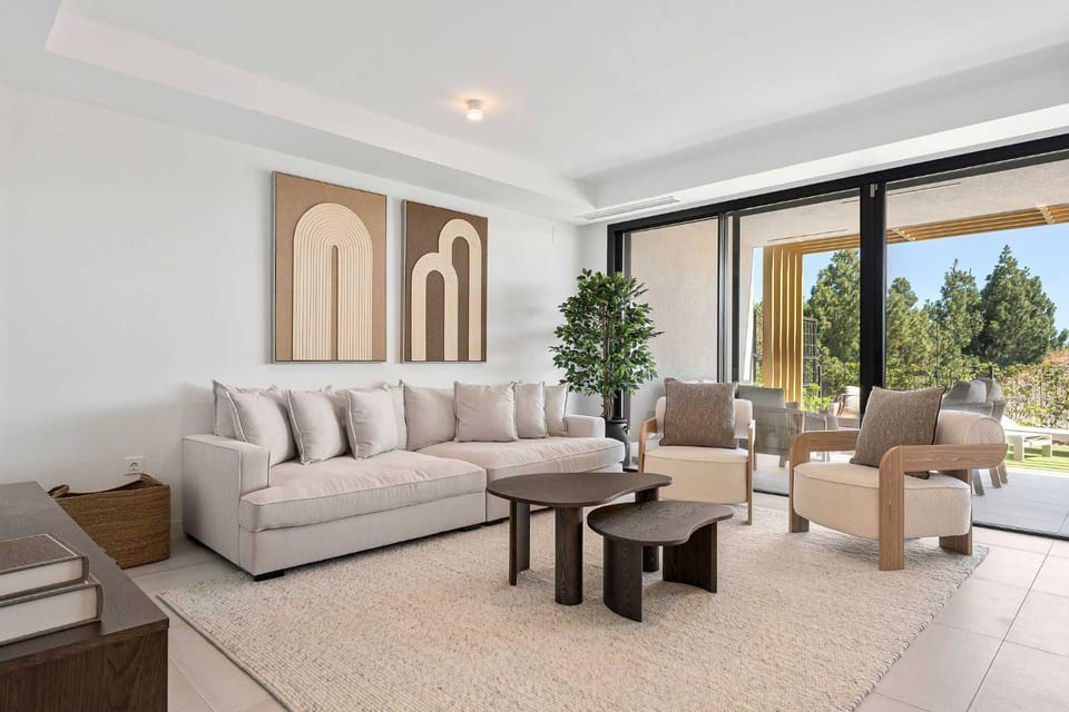 Patio, Day, Living room, Seating area, Dining area