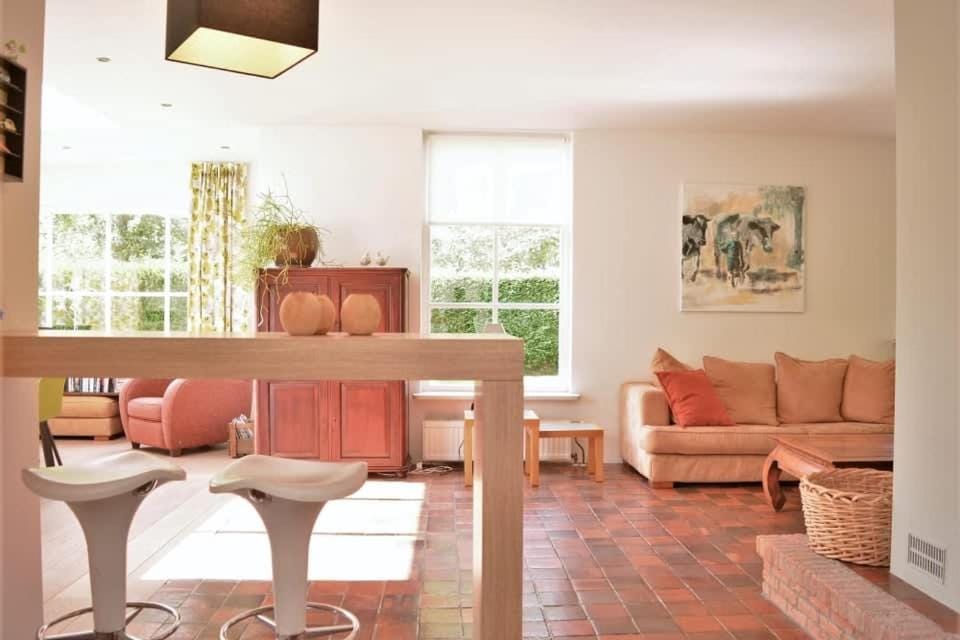 Hello Zeeland - Eikenlaan 18 House in Oostkapelle