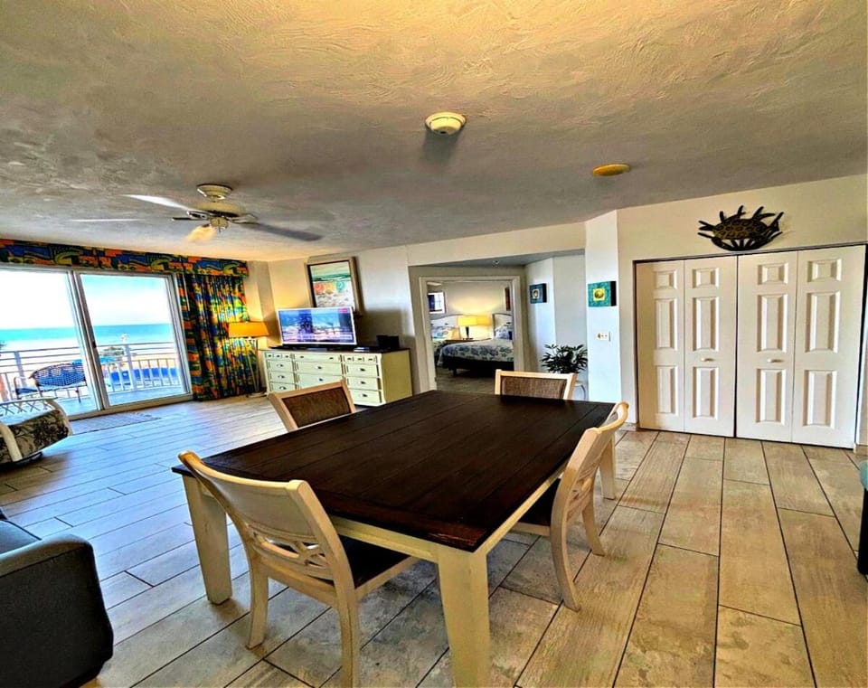Wyndham Ocean Walk Resort Oceanfront by the Sea 3BR Apartment in Florida