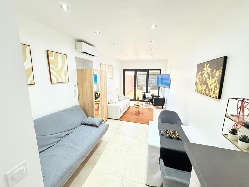 Independent Studio dans maison Apartment in Avignon