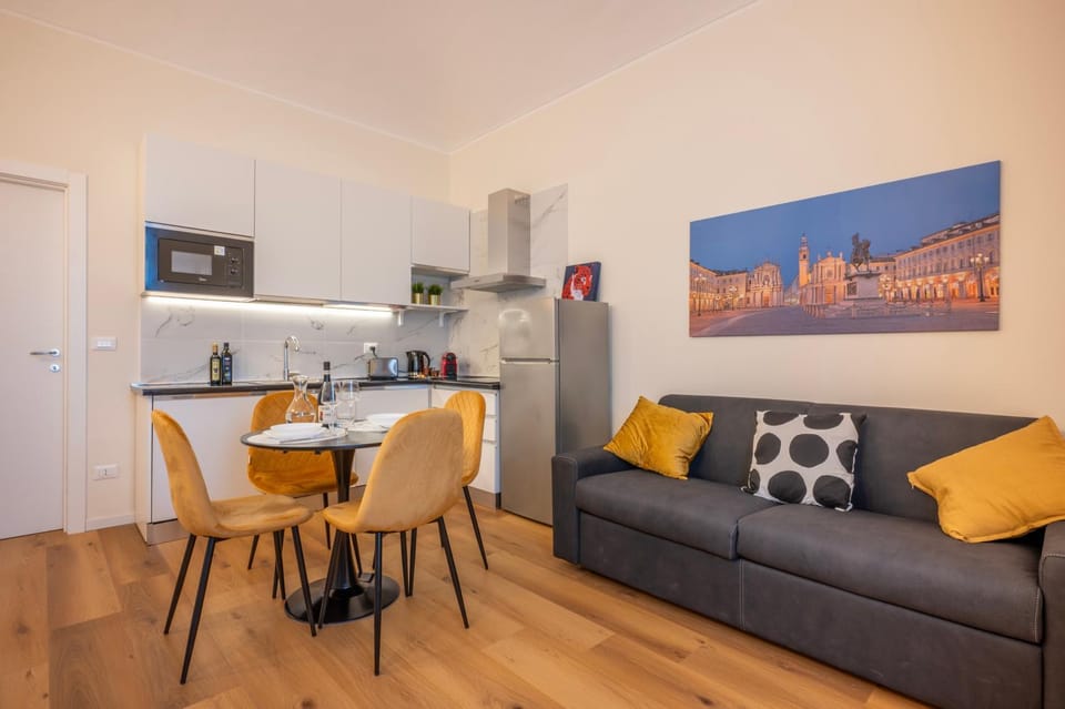 TV and multimedia, Kitchen or kitchenette, Dining area