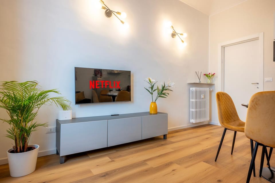 TV and multimedia, Evening entertainment