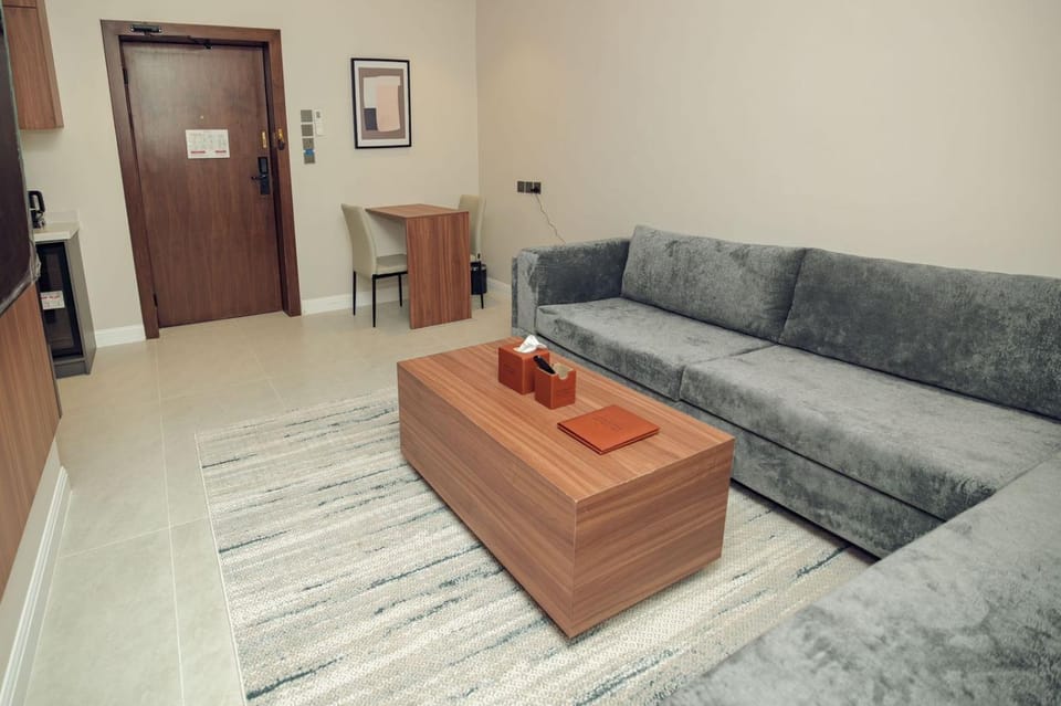 فندق رويال اديشن للشقق الفندقية Hotel in Riyadh Province