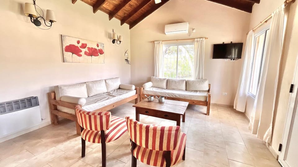 TV and multimedia, Living room, internet, air conditioner