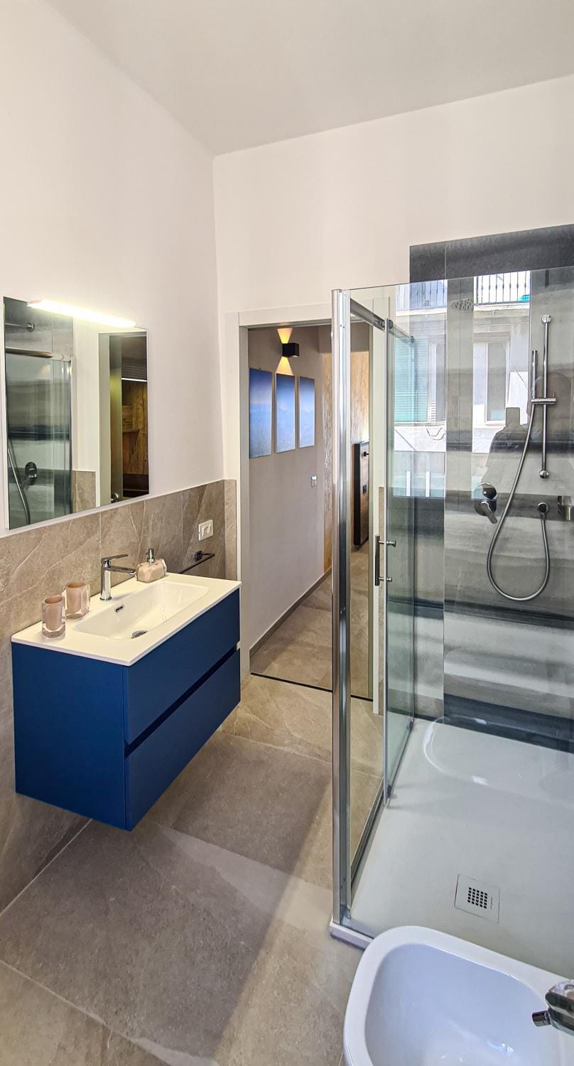 Shower, Bathroom