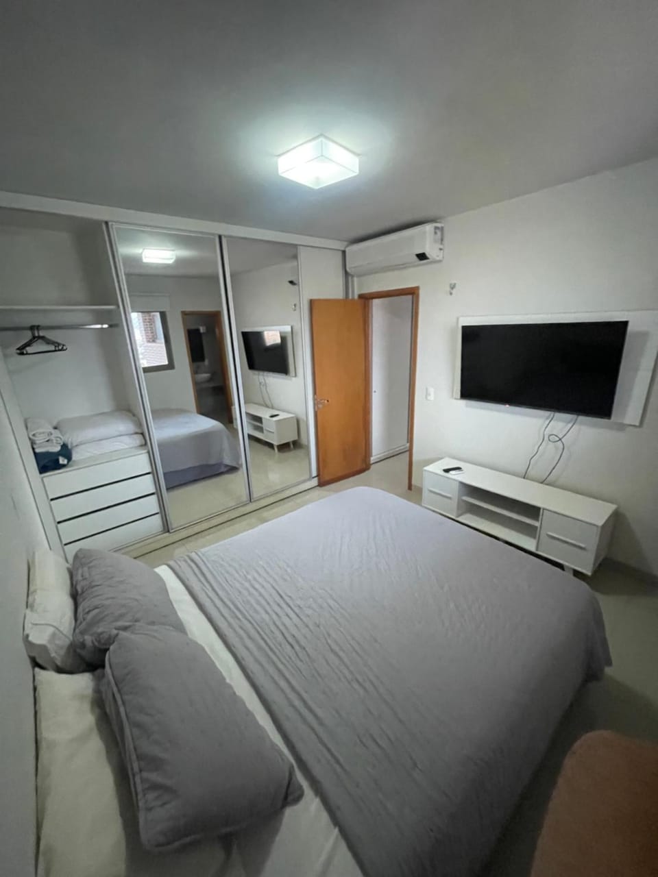 Ap 2 quartos em frente ao Campim Dourado Shopping Apartment in Palmas