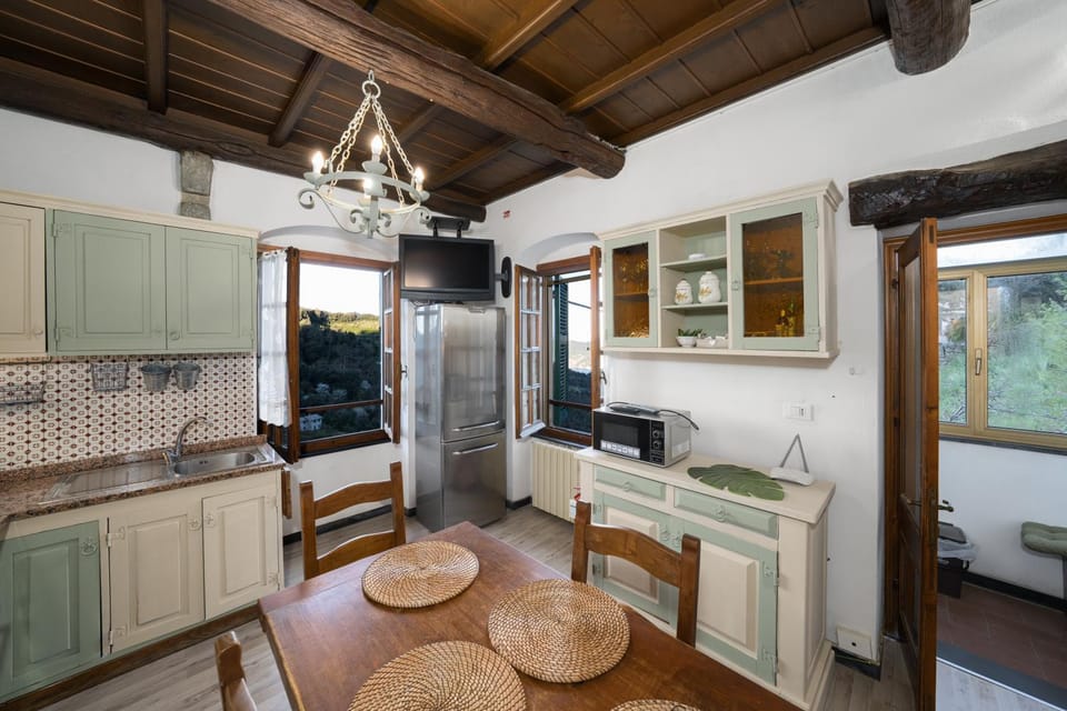 TV and multimedia, Dining area