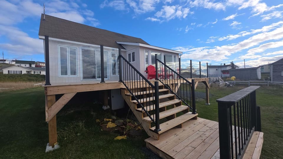 Whales & Trails Vacation Home House in Twillingate