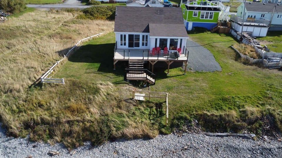 Whales & Trails Vacation Home House in Twillingate