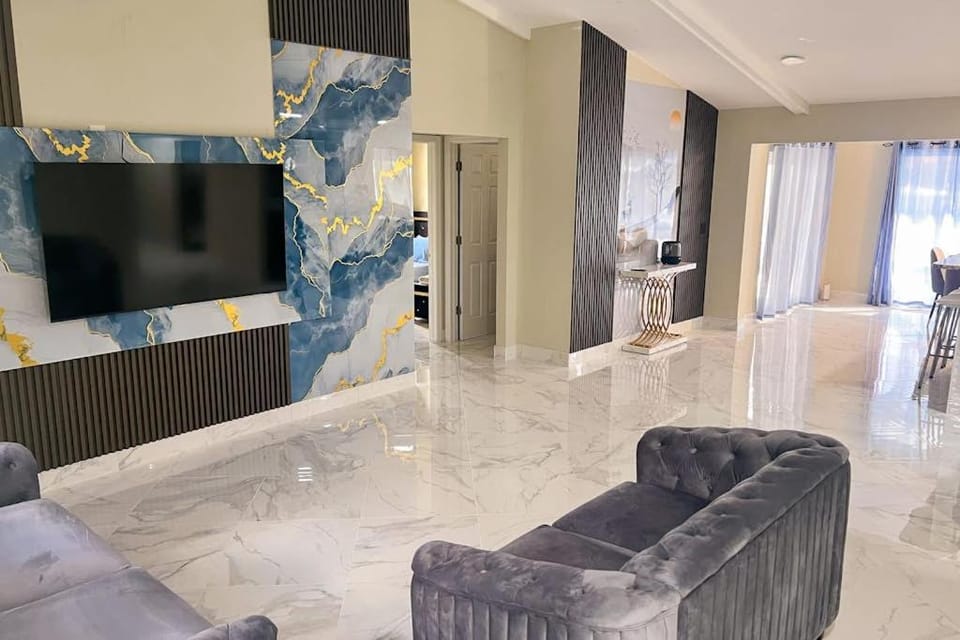 Palm Breezes House in Cape Coral