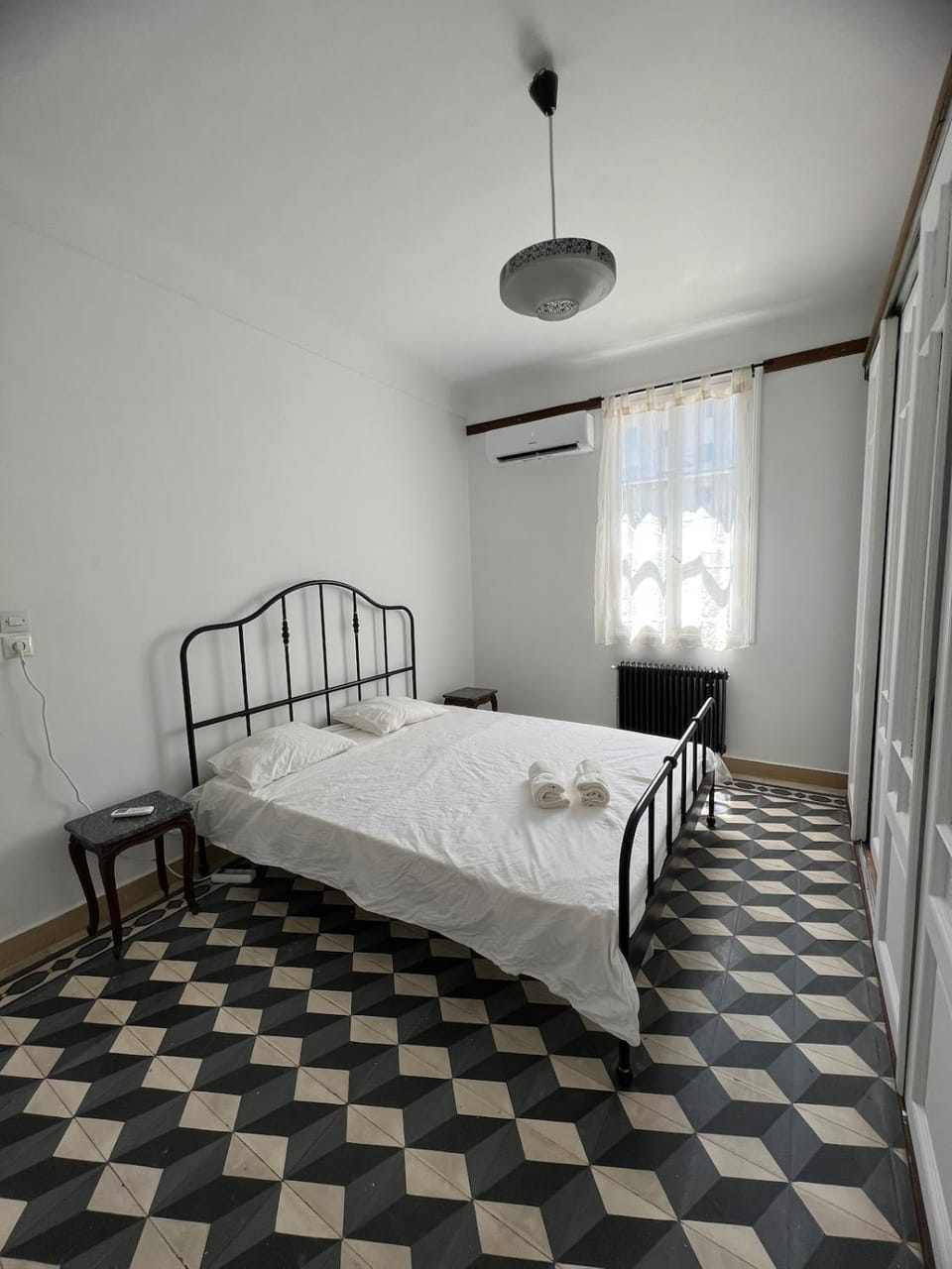 World is Fun, Home is its Heart - 2Bath - Kefihome Apartment in Athens