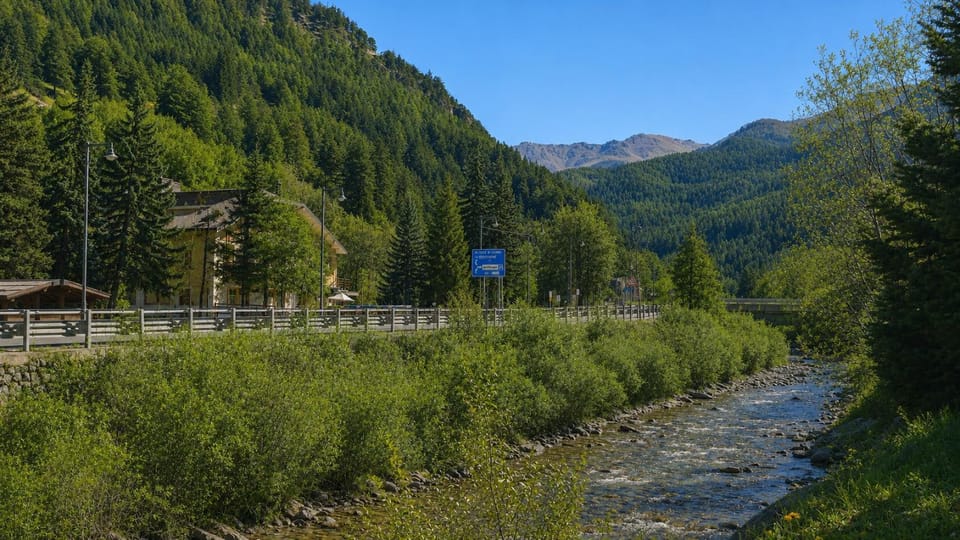 Hostdomus - Petit Bleu Apartment in Piedmont