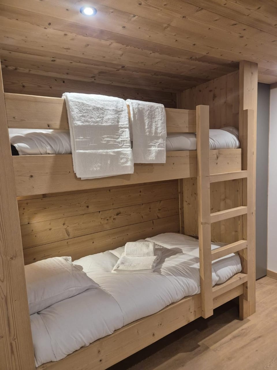 bunk bed